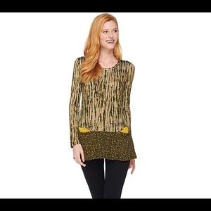 Mixed Print Knit Top with Pocket, size M